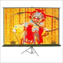 Tripod Screen